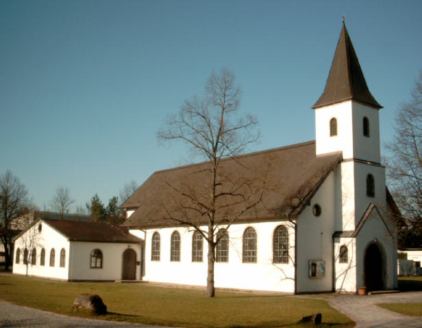 Fliegerhorst Neubiberg - Fliegerhorst-Kirche (2002)
